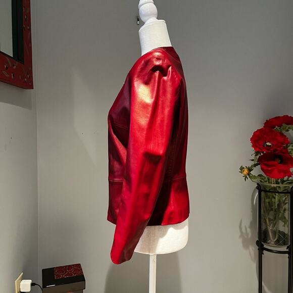 NEW Vakko VS2 Lamb Leather Classic Tailored Peplum Zip Collarless Jacket Red… - Picture 12 of 13